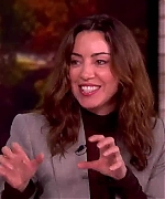 Aubrey Plaza Online